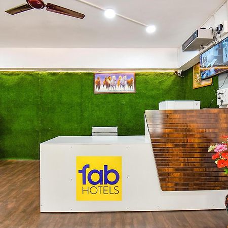 Fabhotel Skylight Studio Rooms - Nr Mcf Camp Pune Dış mekan fotoğraf